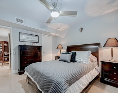 1860 White Oak Drive - Photo Thumbnail 31