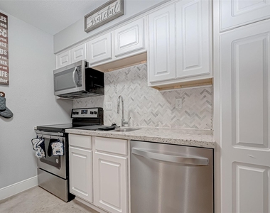 1860 White Oak Drive - Photo Thumbnail 18