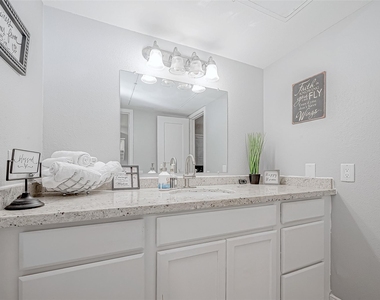 1860 White Oak Drive - Photo Thumbnail 38