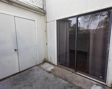 8100 Cambridge Street - Photo Thumbnail 39