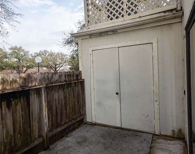 8100 Cambridge Street - Photo Thumbnail 38
