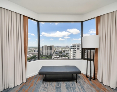 1300 Lamar Street - Photo Thumbnail 26