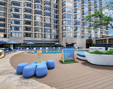 1300 Lamar Street - Photo Thumbnail 46