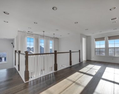 9623 Towne Lake Parkway - Photo Thumbnail 14