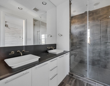 9623 Towne Lake Parkway - Photo Thumbnail 17