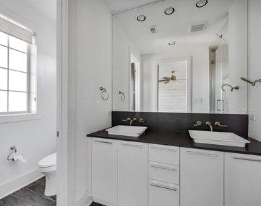 9623 Towne Lake Parkway - Photo Thumbnail 18