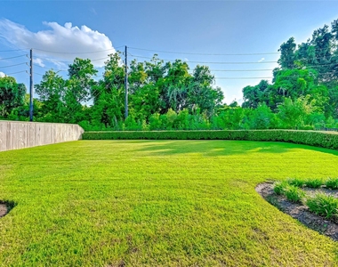 39 Marino Drive - Photo Thumbnail 47