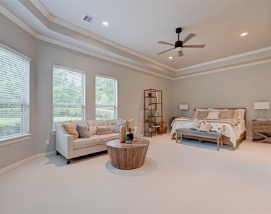 39 Marino Drive - Photo Thumbnail 28