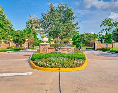 39 Marino Drive - Photo Thumbnail 49