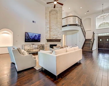 39 Marino Drive - Photo Thumbnail 18