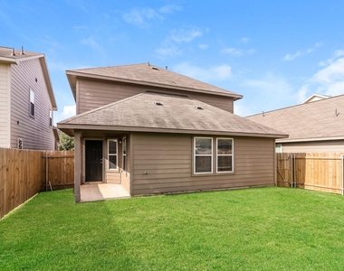 19006 Treviso Terrace - Photo Thumbnail 2