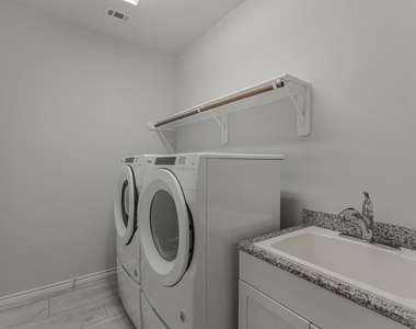 59 Pioneer Canyon Place - Photo Thumbnail 31