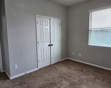 6027 Turner Shadow Lane - Photo Thumbnail 24