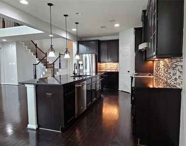 6027 Turner Shadow Lane - Photo Thumbnail 14