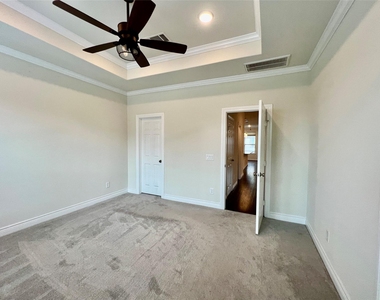 10916 Cannes Memorial Drive - Photo Thumbnail 14