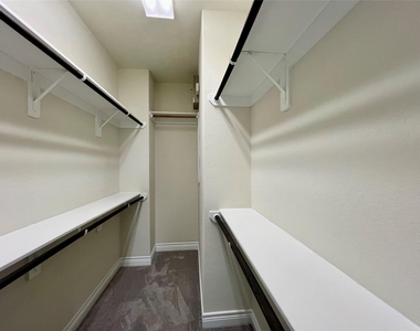 10916 Cannes Memorial Drive - Photo Thumbnail 15