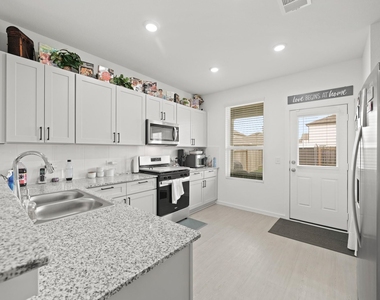 26235 Arrowleaf Drive - Photo Thumbnail 11