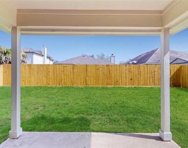 20226 Sunset Ranch Drive - Photo Thumbnail 22