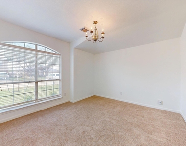 20226 Sunset Ranch Drive - Photo Thumbnail 12