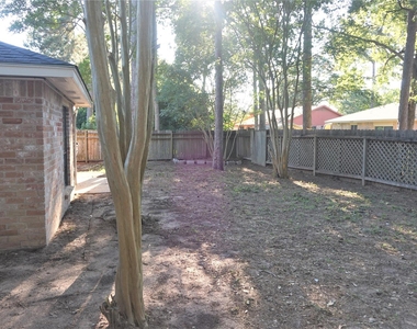 2727 Tinechester Drive - Photo Thumbnail 29