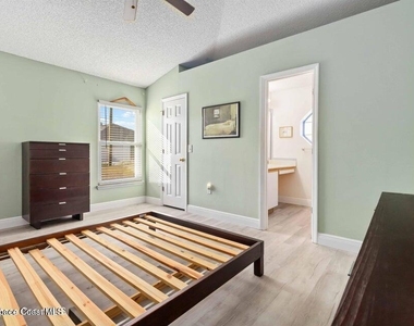 308 Tamarind Circle Nw - Photo Thumbnail 12