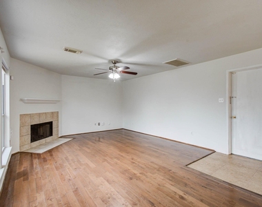 18119 Dusty Terrace Lane - Photo Thumbnail 12