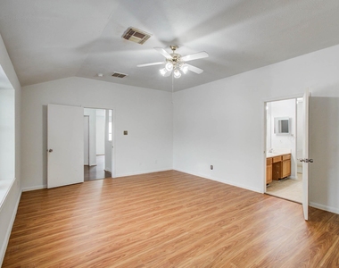 18119 Dusty Terrace Lane - Photo Thumbnail 36