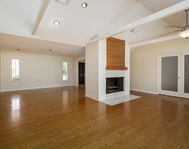 10631 Del Monte Drive - Photo Thumbnail 7