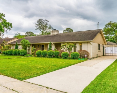 10631 Del Monte Drive - Photo Thumbnail 30