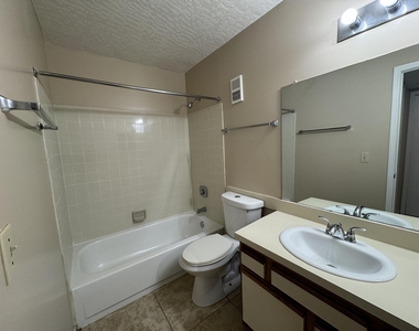 7667 N Wickham Road - Photo Thumbnail 8
