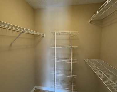7667 N Wickham Road - Photo Thumbnail 10