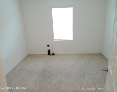 2073 Farmhouse Road Se - Photo Thumbnail 10