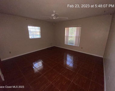 304 Darrow Avenue - Photo Thumbnail 22
