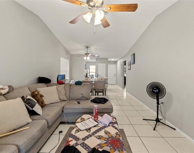 7124 Barclay Avenue - Photo Thumbnail 5