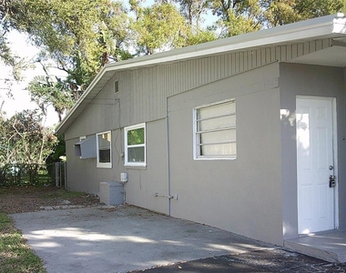 1060 65th Street S - Photo Thumbnail 1