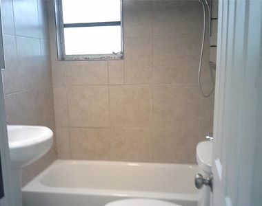 1060 65th Street S - Photo Thumbnail 15
