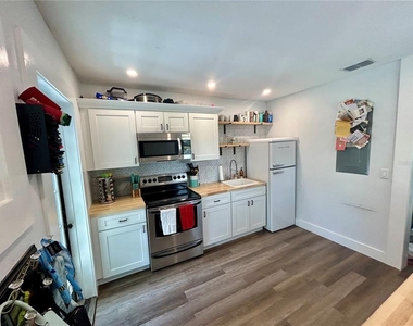 3550 2nd Avenue S - Photo Thumbnail 8