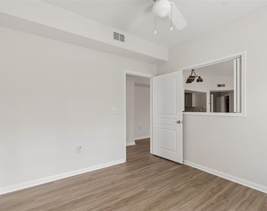 5125 Palm Springs Boulevard - Photo Thumbnail 29