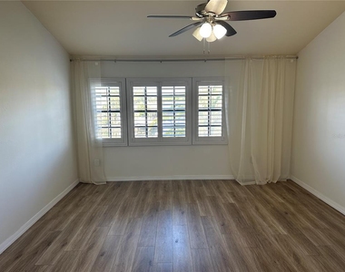 10444 Saint Tropez Place - Photo Thumbnail 11