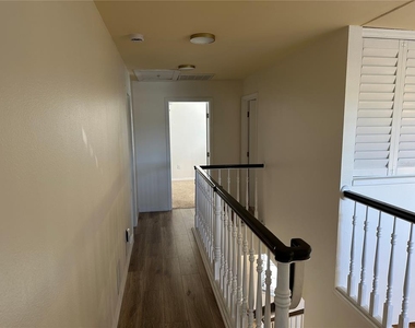 10444 Saint Tropez Place - Photo Thumbnail 16