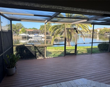 10444 Saint Tropez Place - Photo Thumbnail 23
