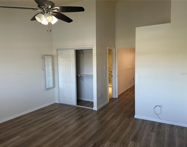 10444 Saint Tropez Place - Photo Thumbnail 12