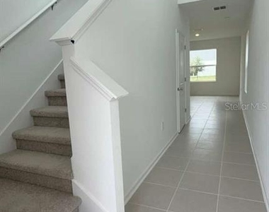 3619 Hardman Drive - Photo Thumbnail 5