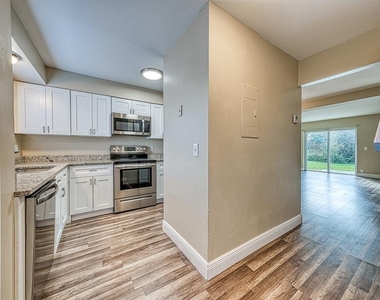 283 Gardner Lane - Photo Thumbnail 4