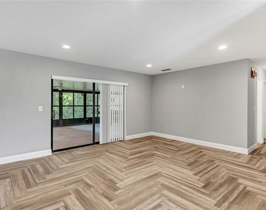 3486 Bougainvillea Drive - Photo Thumbnail 12