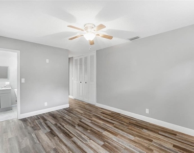 3486 Bougainvillea Drive - Photo Thumbnail 7