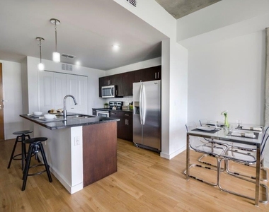 100-2 Lake Avenue - Photo Thumbnail 2