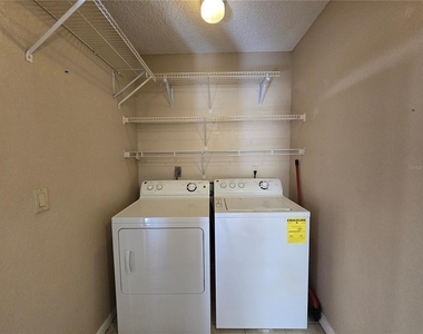 11582 Westwood Boulevard - Photo Thumbnail 19