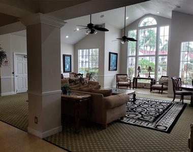 11582 Westwood Boulevard - Photo Thumbnail 30