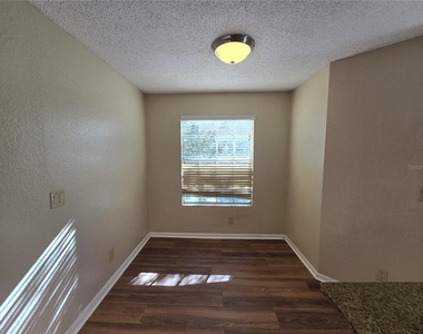 11582 Westwood Boulevard - Photo Thumbnail 9